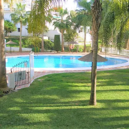 Apartment Lovely 2 Bedroom In Oasis De Capistrano, Nerja